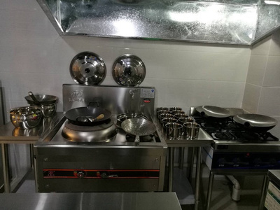 廚房設備低價轉讓